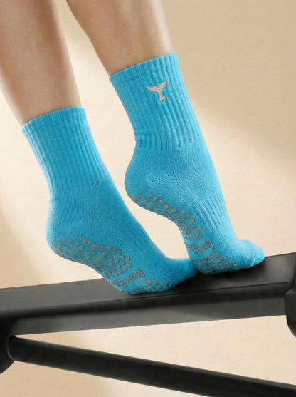 The Aero WAVE Grip Sock